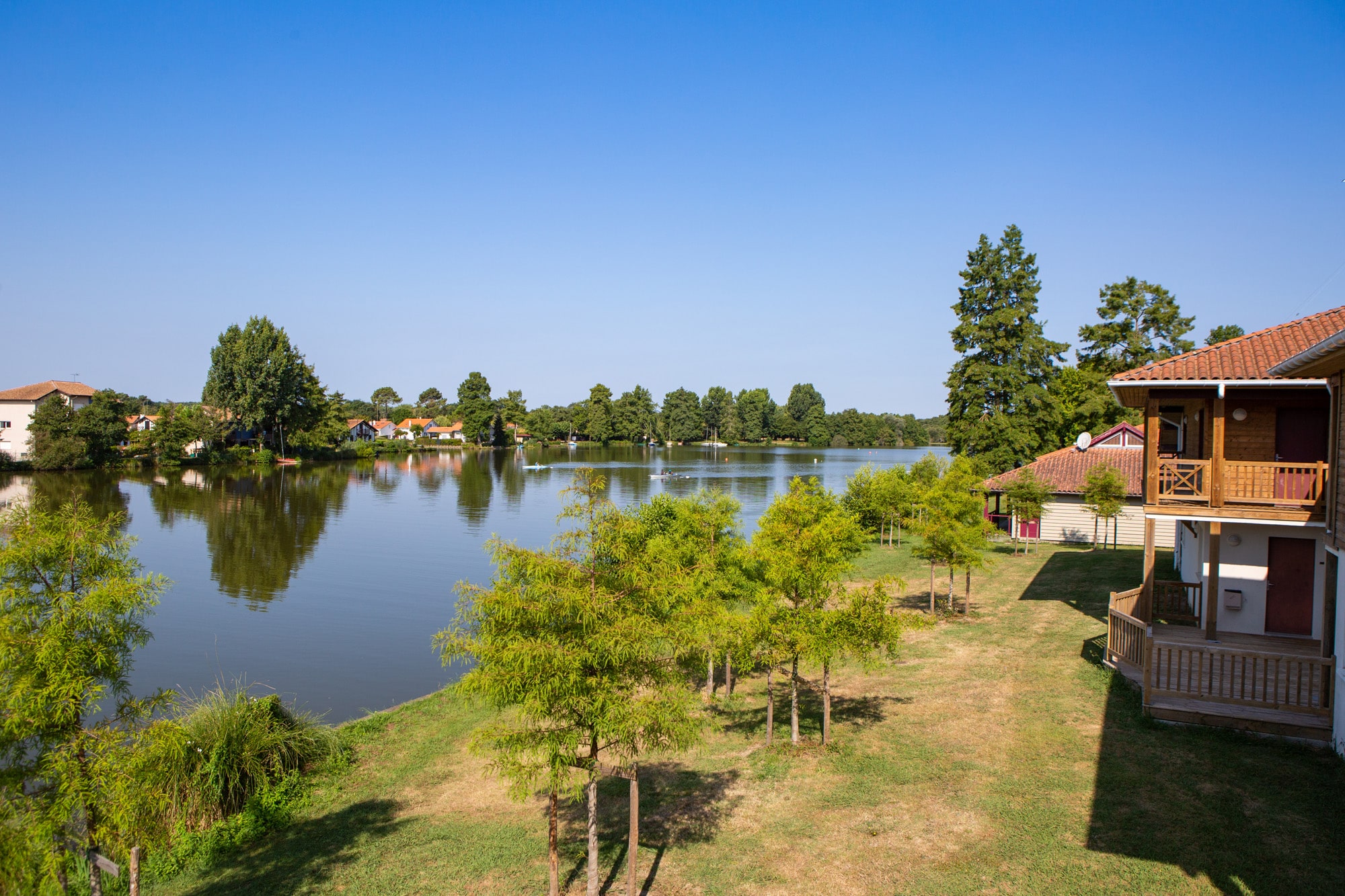 Centre sportif Isle Verte au bord du lac de Soustons